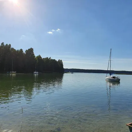 別荘 Milochowka - Dom Drewniany Blizniak ブジジェ・トゥホルスキエ