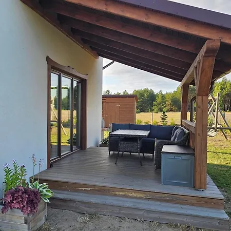 Milochowka - Dom Drewniany Blizniak 別荘