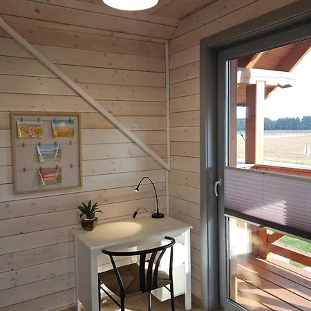 Milochowka - Dom Drewniany Blizniak ブジジェ・トゥホルスキエ