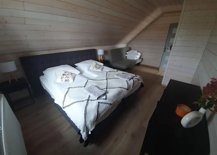 Milochówka - Dom Drewniany Bliźniak Dom wakacyjny *